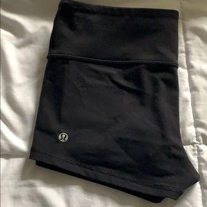 Lululemon Wunder Under Size 8